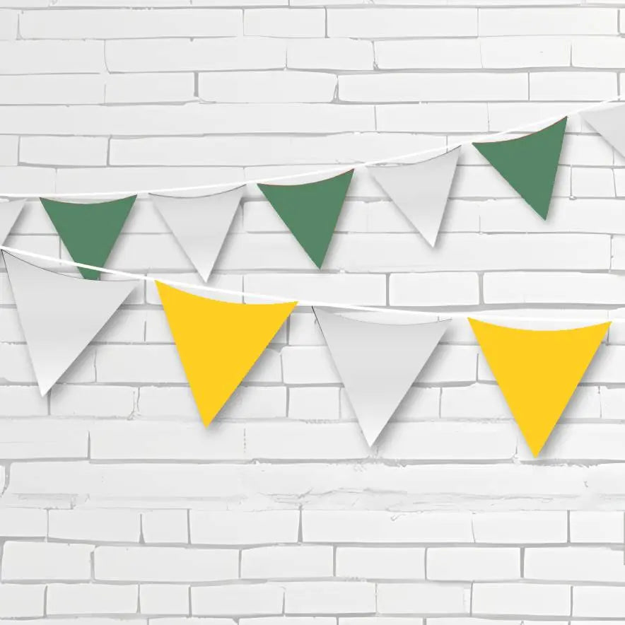 Advertising garland with pennants